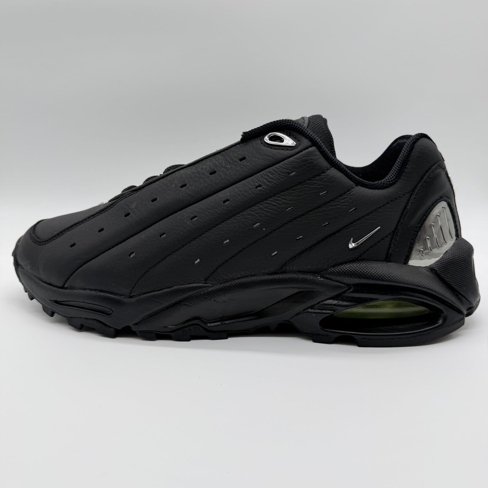 Nike Hot Step Air Terra Drake NOCTA Triple Black