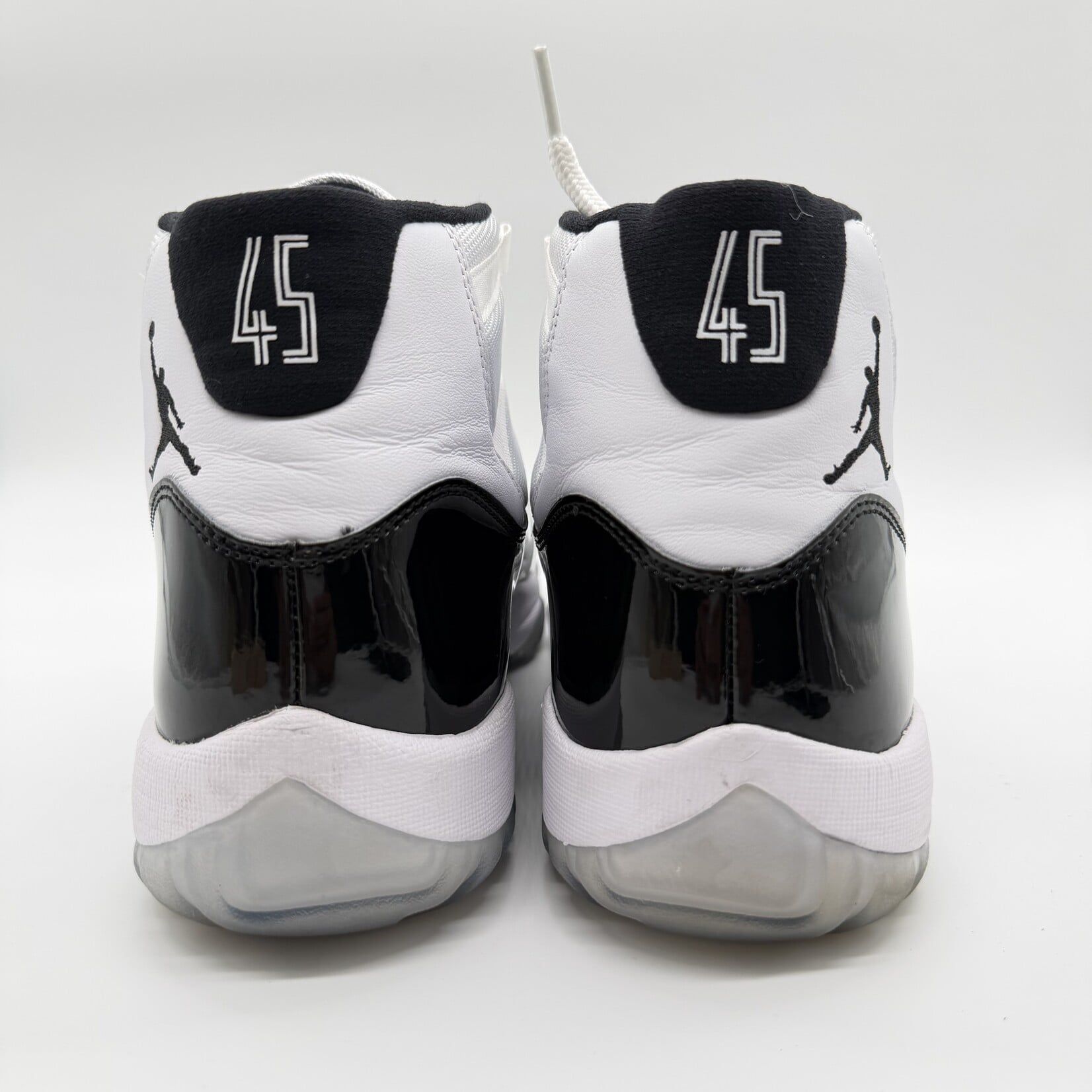 Jordan 11 Retro Concord (2018)