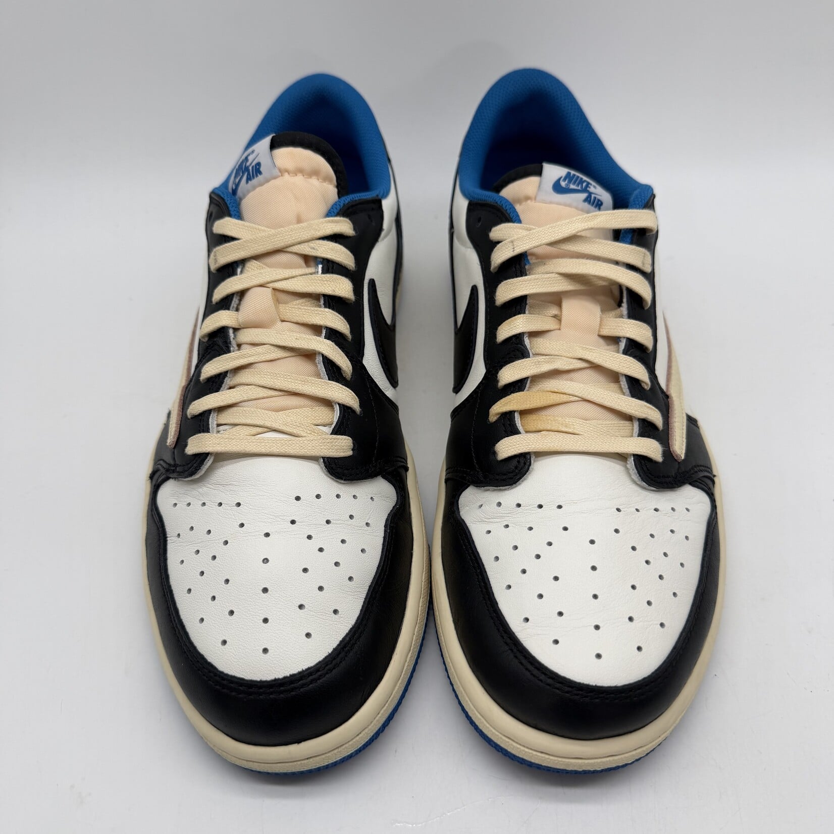 Jordan 1 Retro Low OG SP Fragment x Travis Scott