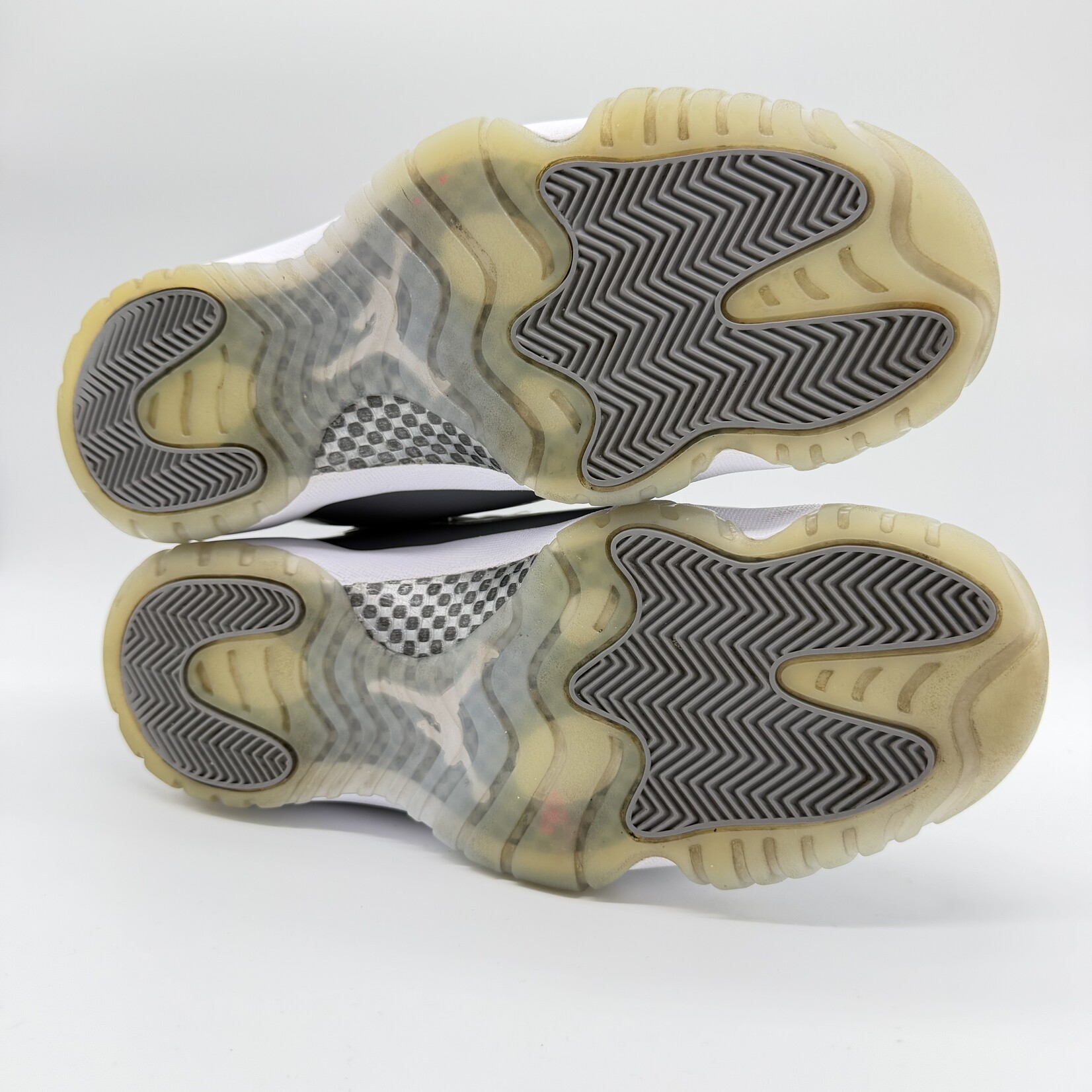 Jordan 11 Retro Cool Grey (2021)