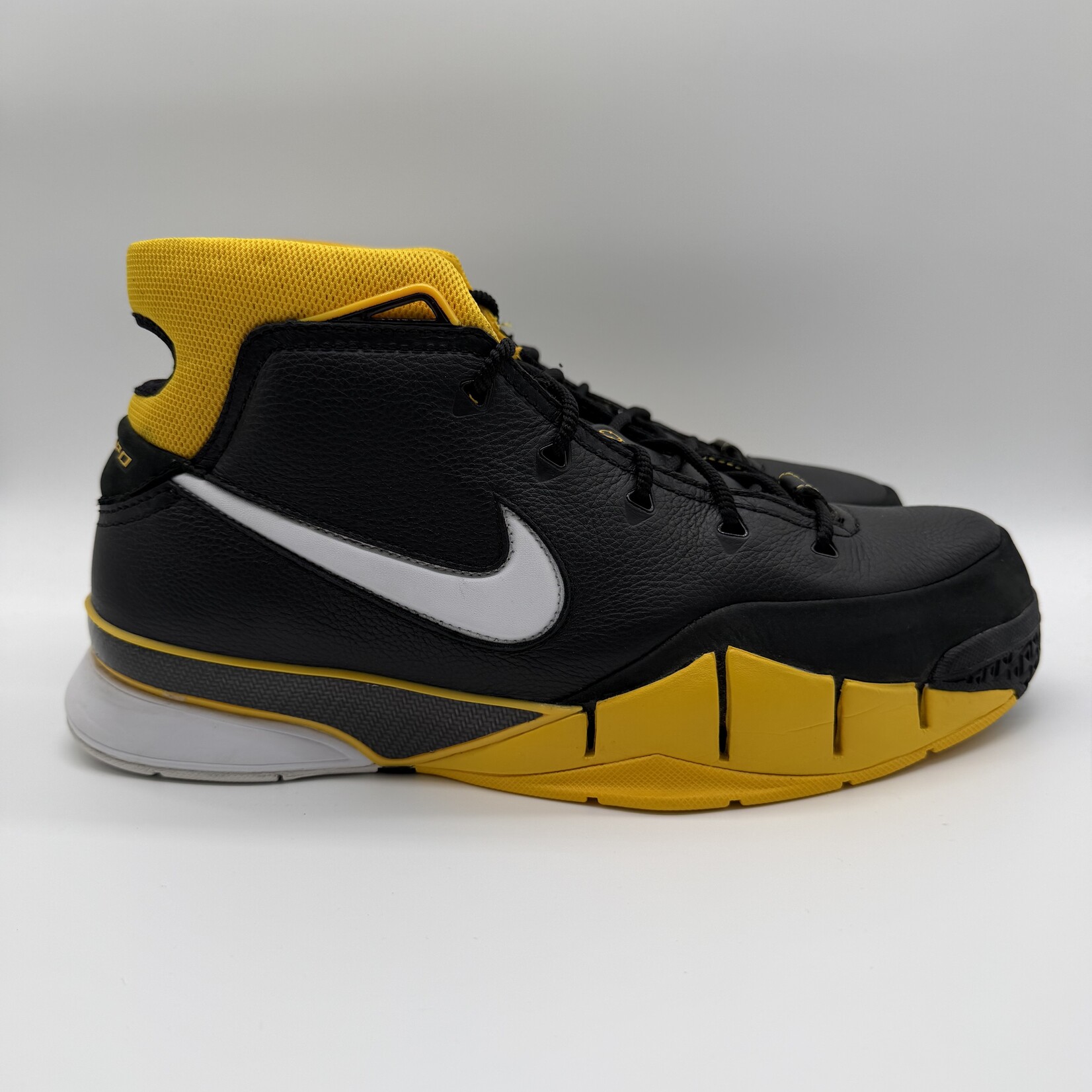 Nike Kobe 1 Protro Black Maize