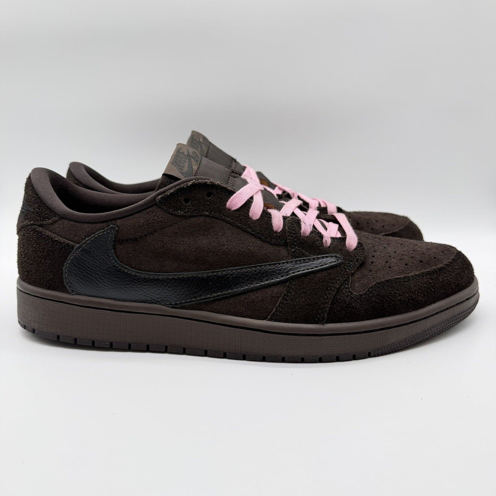 Jordan 1 Retro Low OG SP Travis Scott Velvet Brown