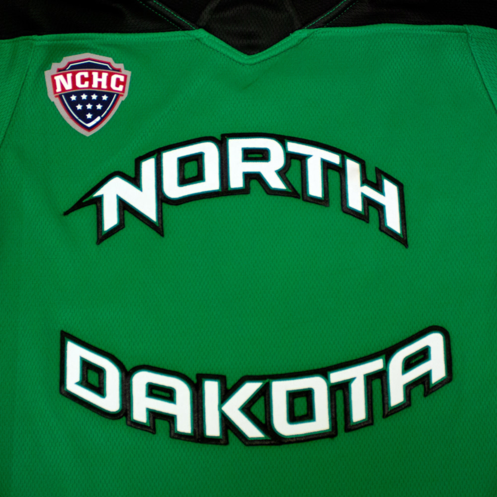 Youth Gemini Home White Jersey - Sioux Shop at Ralph Engelstad Arena