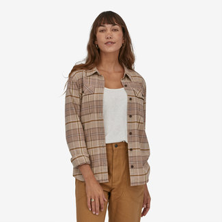 PATAGONIA Women's Long-Sleeved Organic Cotton Midweight Fjord Flannel Shirt