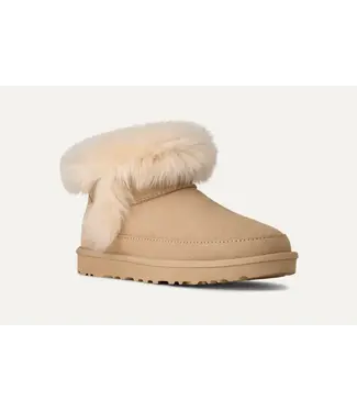 UGG Women's Classic Ultra Mini Chalet