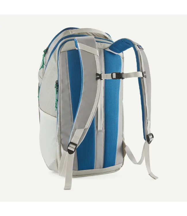 Black Hole Pack 32L