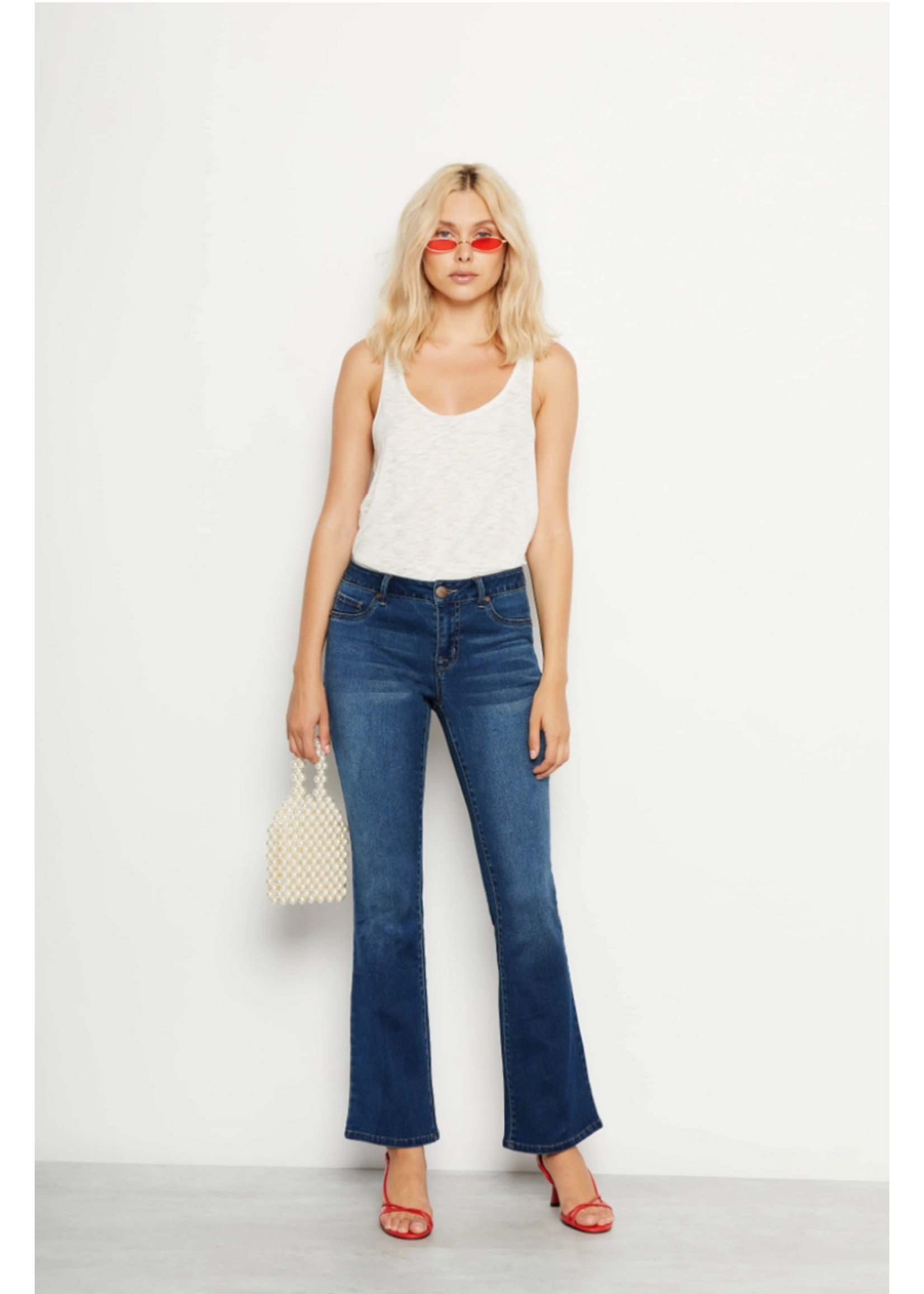 1822 Demin Tall 32" Butter Mid-Rise Bootcut in Ziggy
