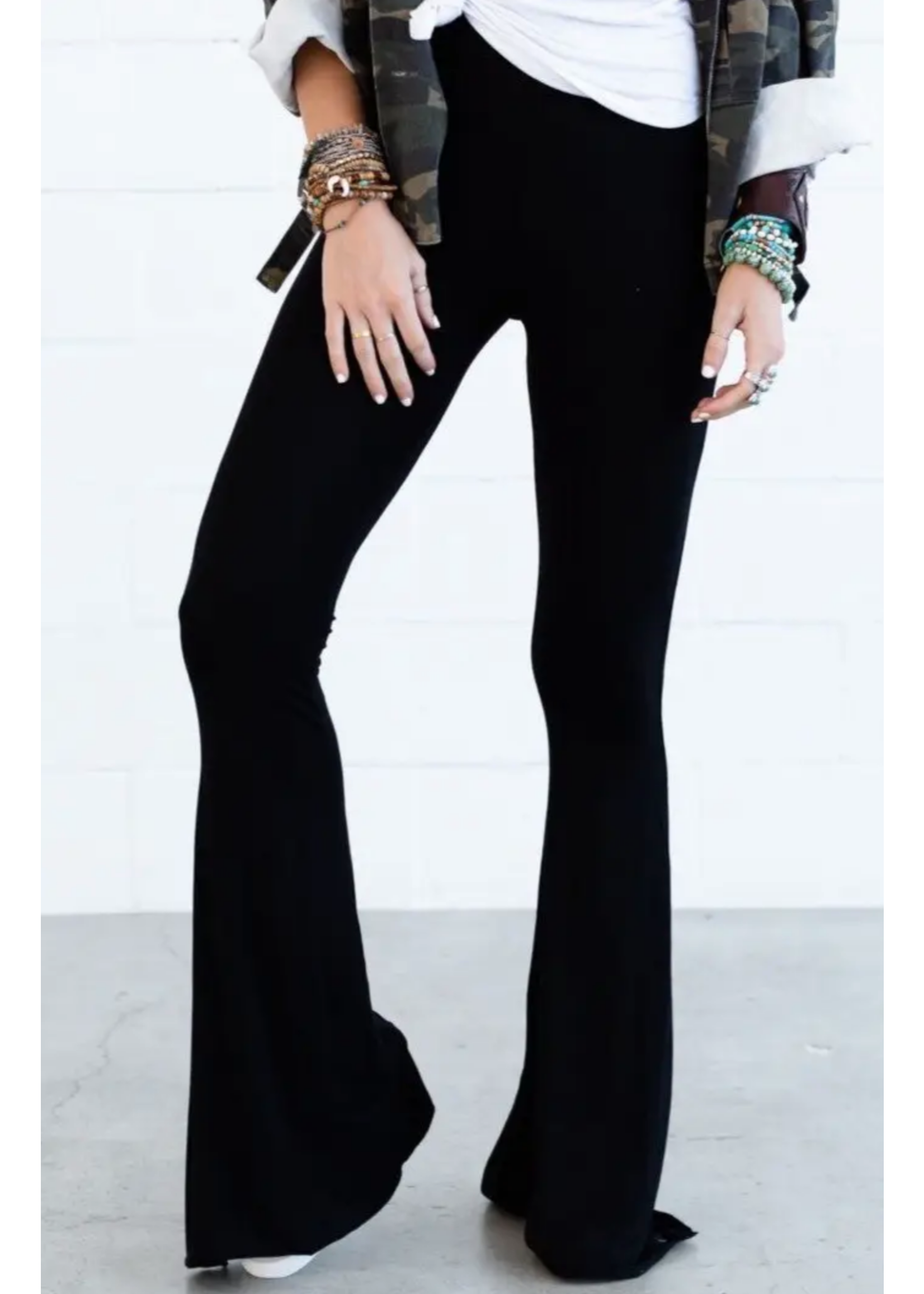 Three Bird Nest Cher Solid Raw Edge Flare Pant