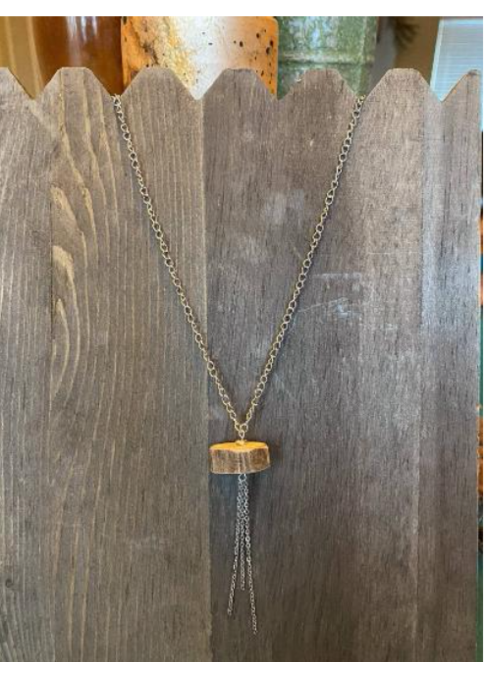 She Laughs Boutique Necklace - Antler Tassel