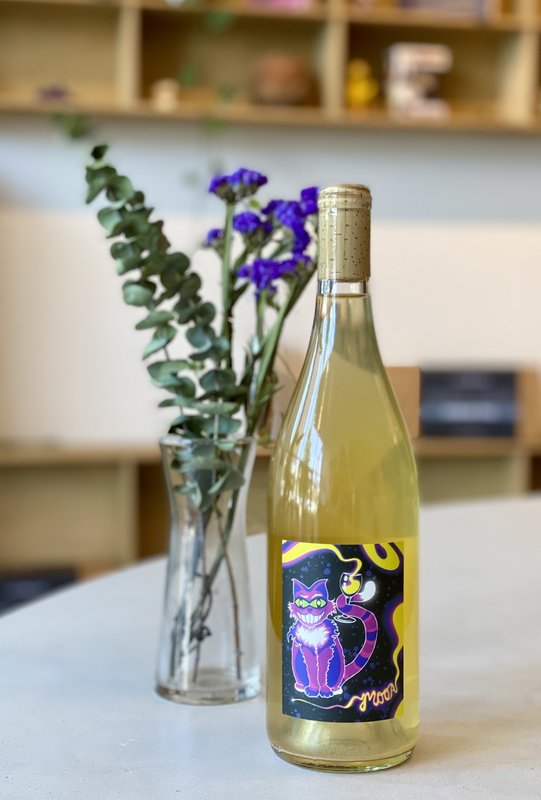 Mooa Wine 'Phenomenal Cat' Chenin Blanc 2020