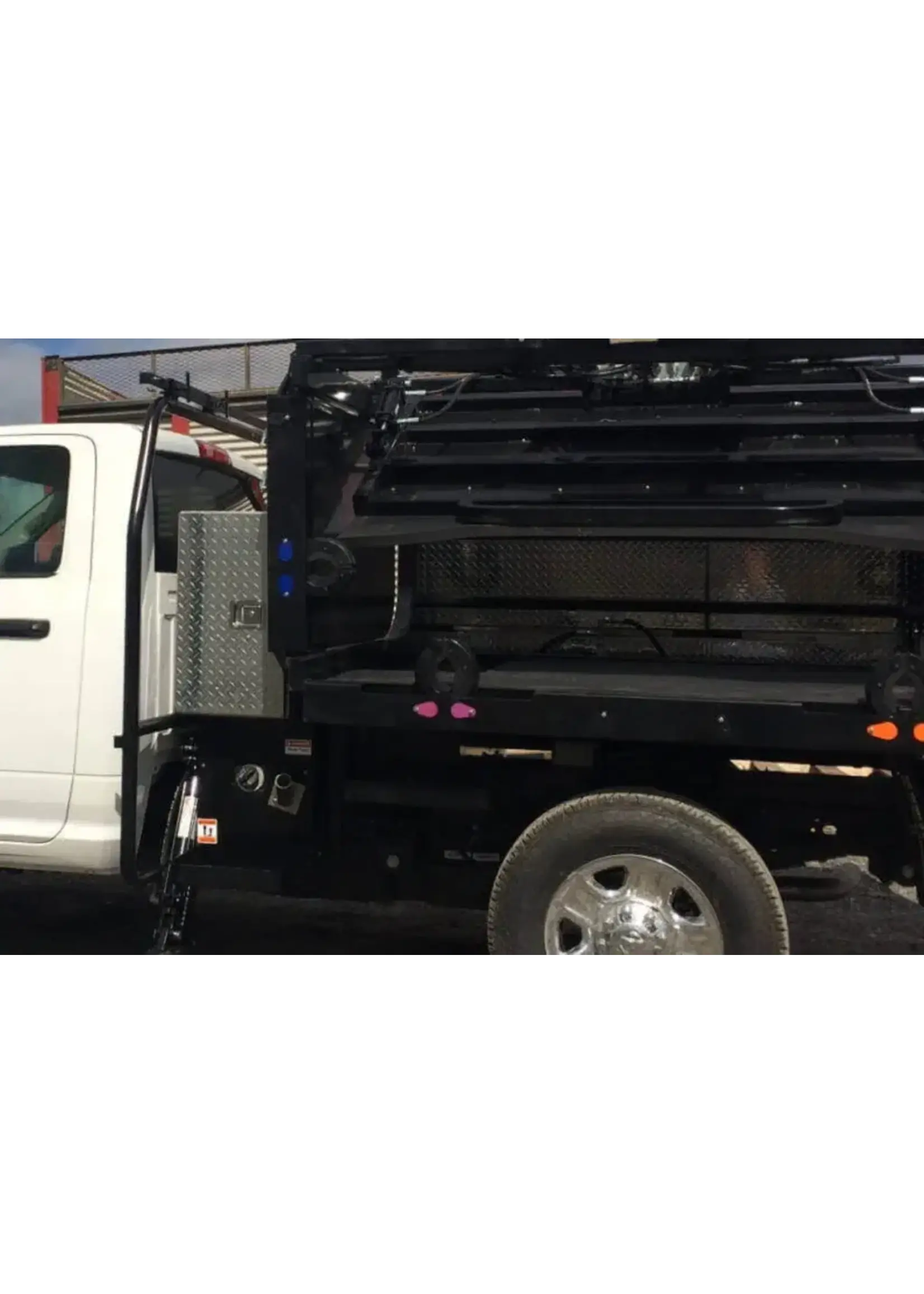 Truck-Mounted Hoof-Trimming Chute