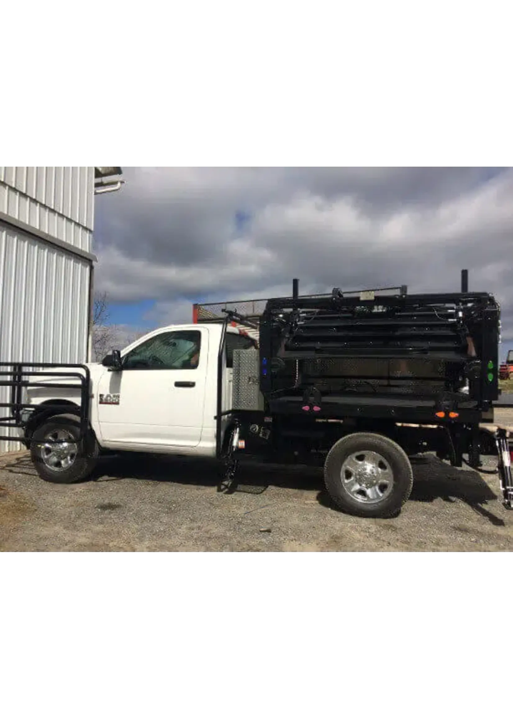 Truck-Mounted Hoof-Trimming Chute