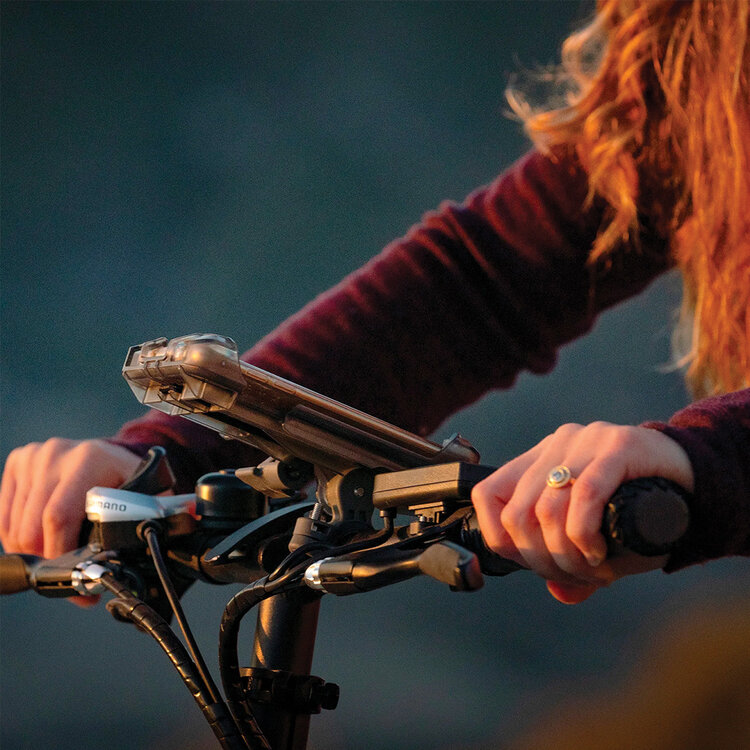 Delta Delta Smart Phone Holder XL