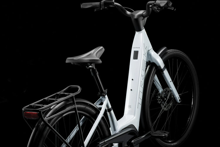 Trek Trek Verve+ 2 Lowstep — E-Commuter Bike