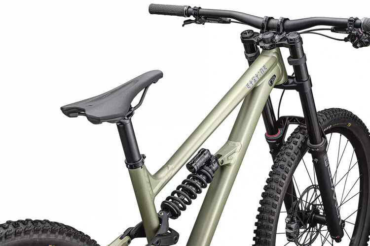 Specialized Specialized Status 2 170 DH — Full Suspension Mountain Bike