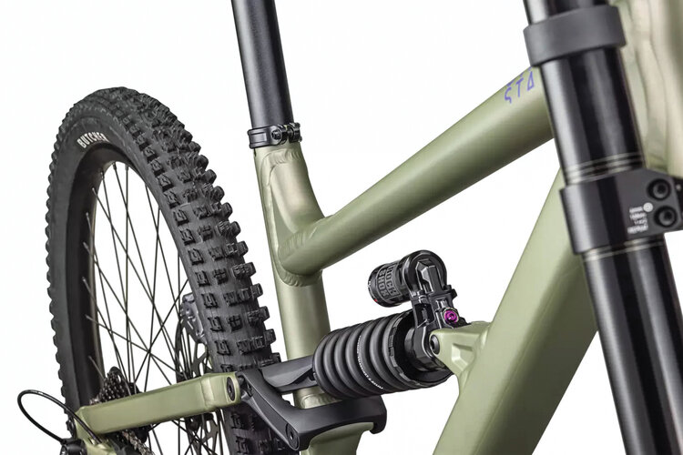 Specialized Specialized Status 2 170 DH — Full Suspension Mountain Bike