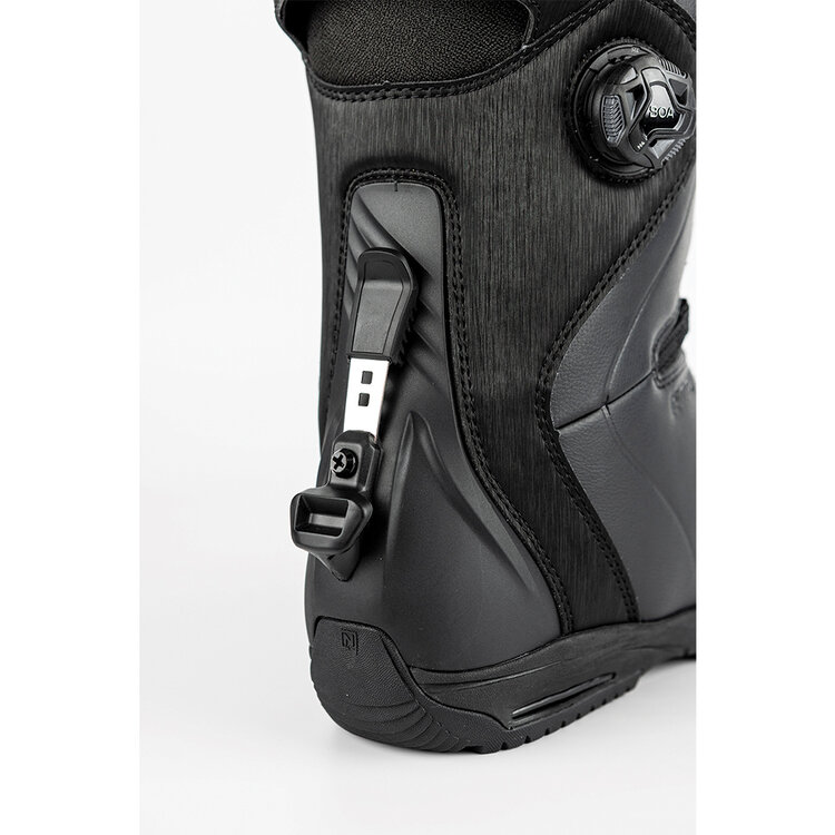 Nitro Nitro Dynasty Step On BOA Snowboard Boots - Women's 2025