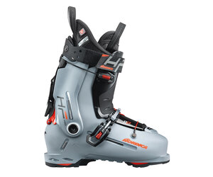 New ski boots 2025