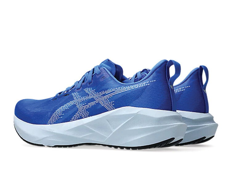 Asics Asics Novablast 5 Shoe