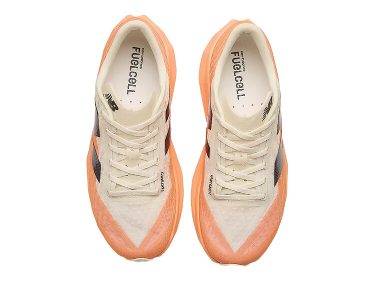 New Balance New Balance FuelCell Rebel v4 Shoe