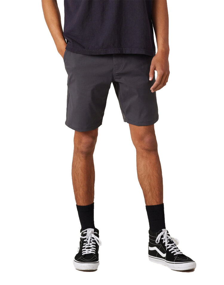 686 686 Everywhere Hybrid Short