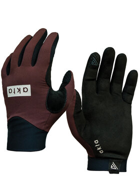 Akta Akta Trail Glove