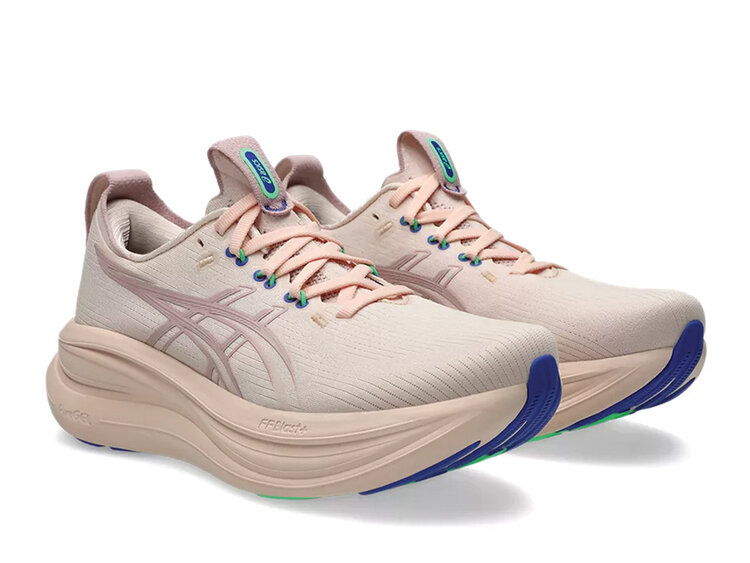 Asics Asics Nimbus 28 Shoe - Women's