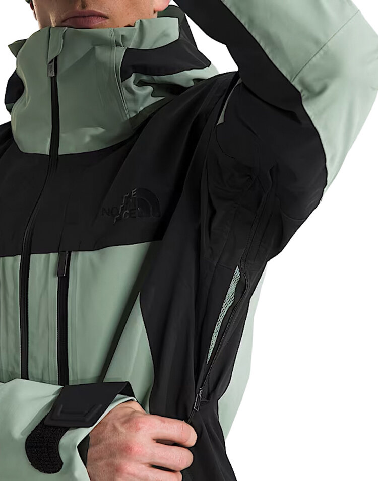 The North Face The North Face Chakal Jacket