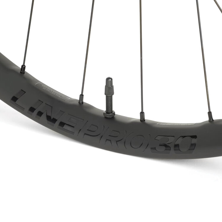 Bontrager Bontrager Line Pro 30 TLR Boost 27.5 Fr