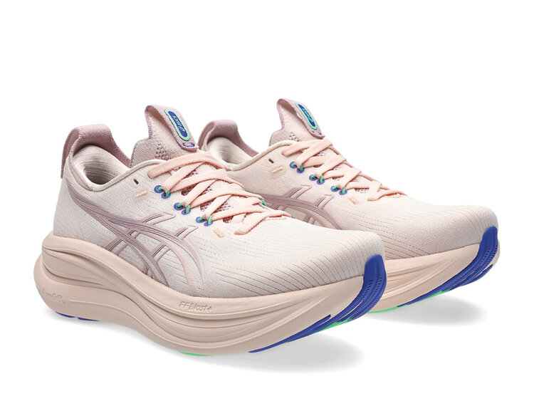 Asics Asics Nimbus 28 Shoe - Women's