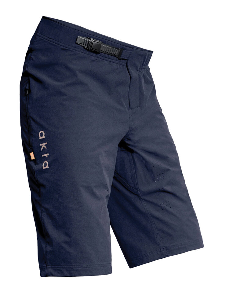 Akta Akta Trail Short