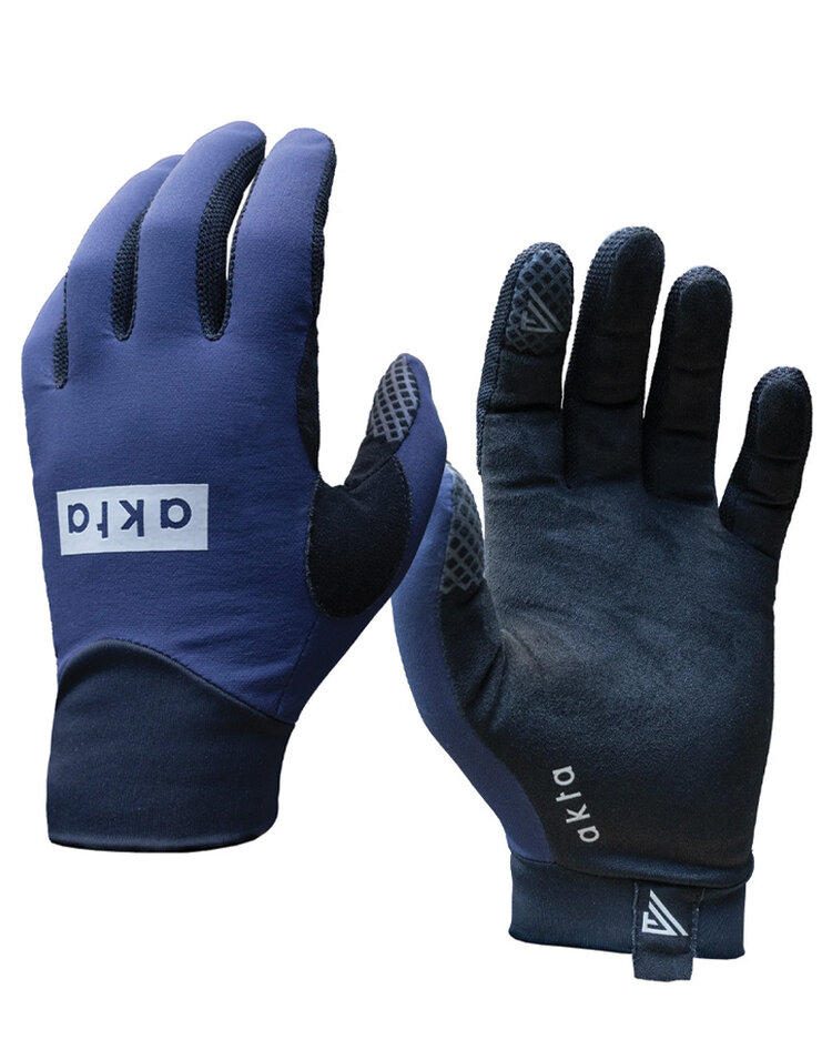 Akta Akta Trail Glove