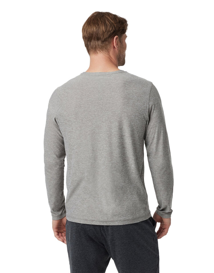 Vuori Vuori Long Sleeve Strato Tech Tee