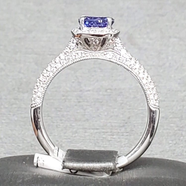 (Y) 14K 1CT TANZ .75CT MTG AAA TANZANITE