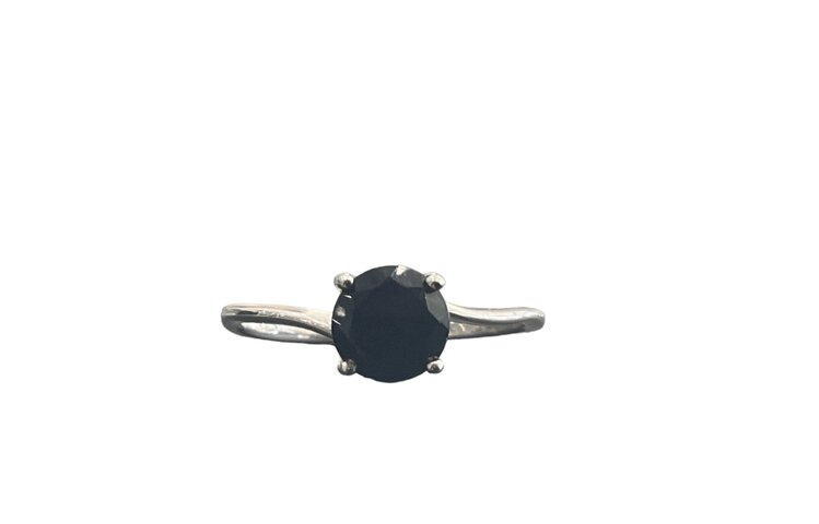 (R) 925 .69CT BLACK ONYX SOL RING