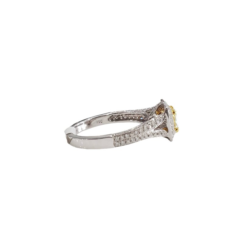 Gemdek M(R) 18K .66FY RADIANT .52CT TT DIAMOND RING