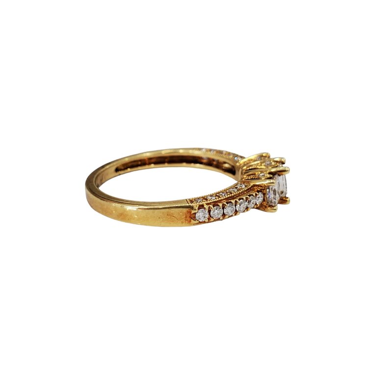 (R) 18KY .94CT TDW VS2 E , 18K YELLOW GOLD 3 STONE PRINCESS CUT ANNIVERSARY AND BRIDAL RING