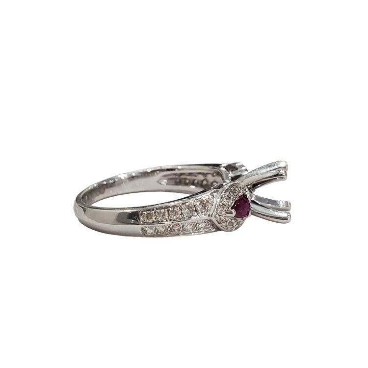 (R) 14K WHITE GOLD .34CT DIAMOND .14CT RUBY ENGAGEMENT RING