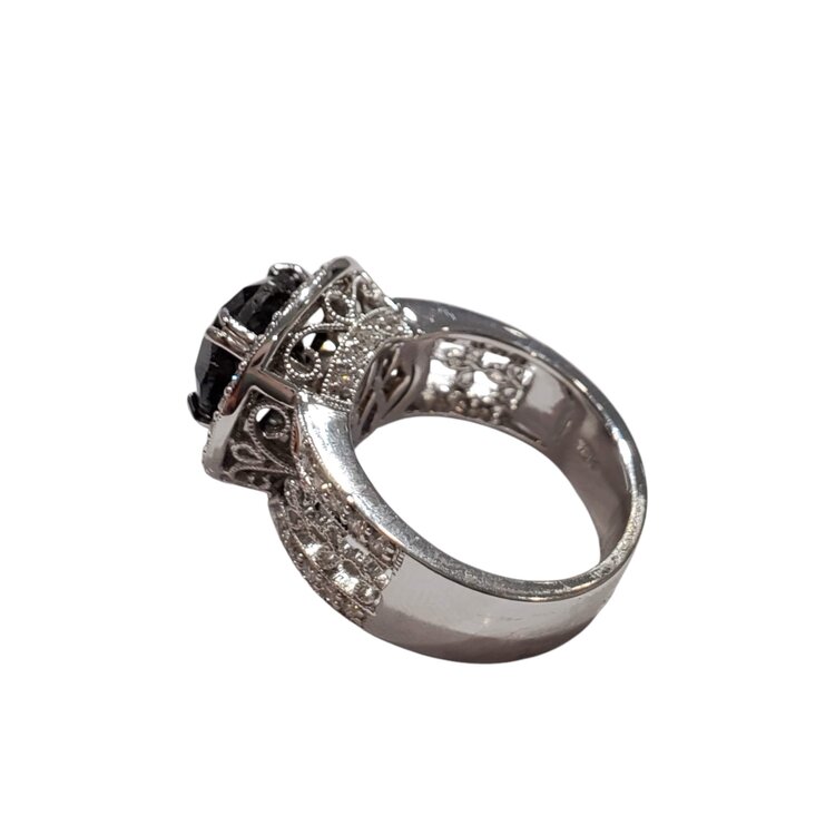 Gemdek M(R) 18KW 5.16 IRR BLACK DIA RING