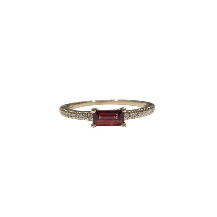 (Y) 14KY .10CT EMERALD CUT GARNET RING