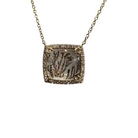 LIVEN C0. (Y) 14K 3.65QT .12DIA YELOW GOLD NECKLACE WITH FOSSILIZED PLANTS IN QUARTZ WITH 36 ROUND DIAMONDS