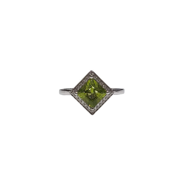 GBC (R) 14K 1.14CT PR PERIDOT .08TDW GENUINE PRINCESS CUT PERIDOT AND DIAMOND HALO RING