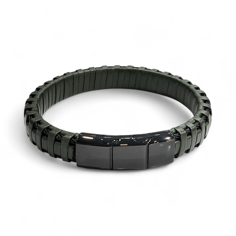 Blackjack (R) OLIVE GREEN LEATHER AND STAINLESS STEEL MAGNETIC CLASP BRACELET