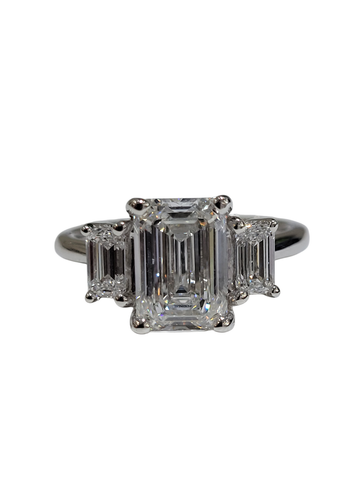 DS DESIGN (Z) 14K 2.59LAB E VS1 .66MT , WHITE GOLD LAB GROWN DIAMOND RING, IGI CERTIFIED #LG680587826, EMERALD CUT SHAPE 3 STONE RING