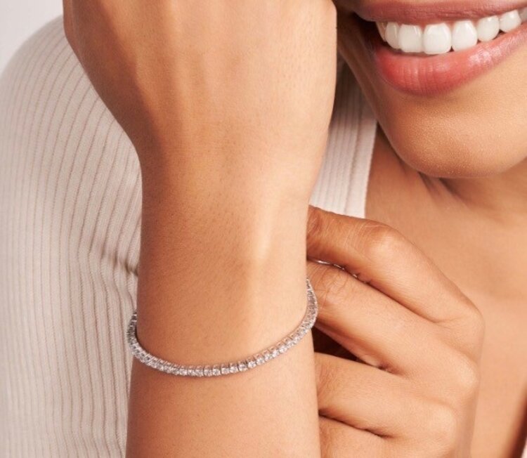 Aarush M(Y) 14KW 5.00CT VS E/F LG  DIAMOND TENNIS BRACELET IGI I4J8302325