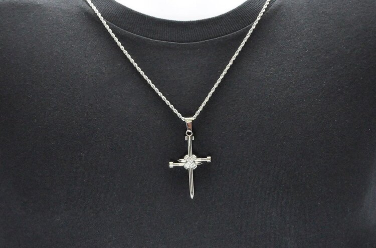 Blackjack (Z) MENS STAINLESS STEEL NAIL CROSS PENDANT WITH CZ 24”ROPE CHAIN