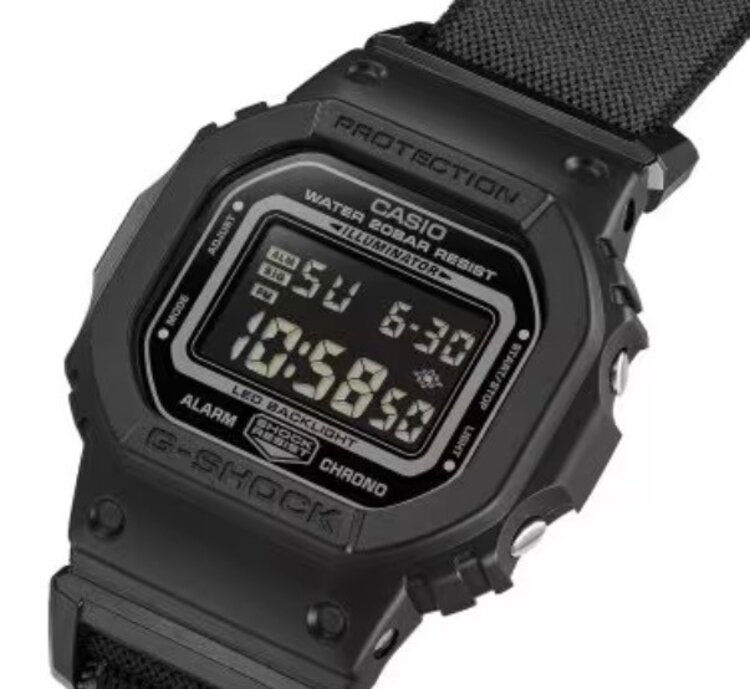 G-SHOCK G-SHOCK DW5600MNC-1