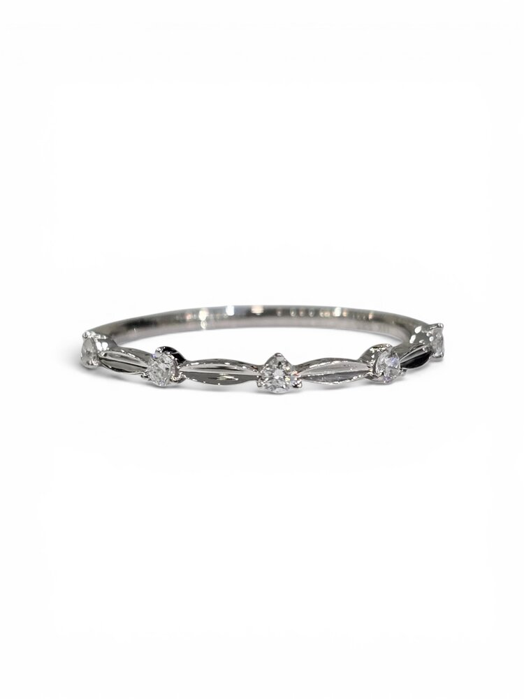 GBC (Y) 14KW .70TCW FIVE DIAMOND BEVELED DESIGN  BAND