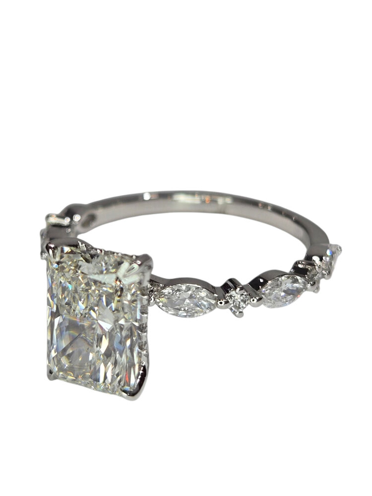 DIAMOND TRADERS INTERNATIONAL (Z)14K 2.35CT LAB .55MT , WHITE GOLD BRAIDAL RING , 2.35 CARAT RADIANT CENTER VS1 E LAB GROWN, .55 CARAT MOUNTING  WITH ROUND & MARQUISE LAB DIAMONDS