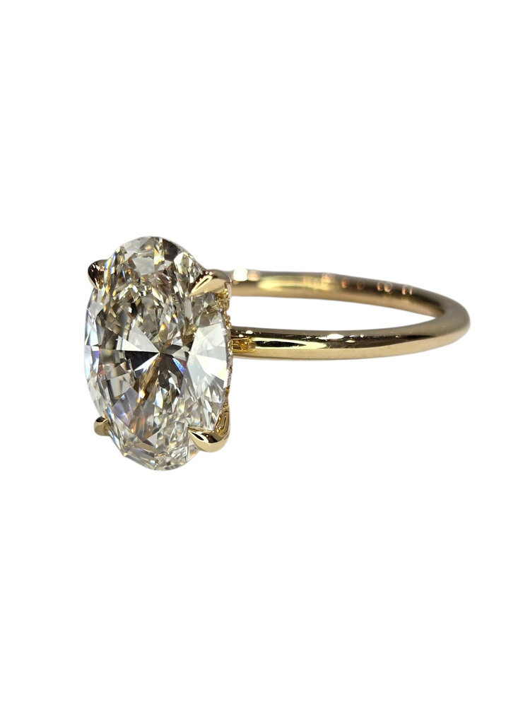 DIAMOND TRADERS INTERNATIONAL (Z) 14K 2.60CT LAB .10MT , YELLOW GOLD BRIDAL RING, 2.60 CARAT OVAL CENTER STONE, LAB GROWN, .10 CARAT HIDDEN HALO